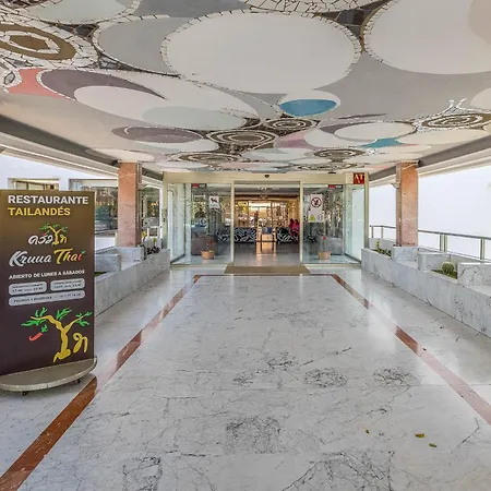 Arenas Cosy Flat - Balcony & Ac